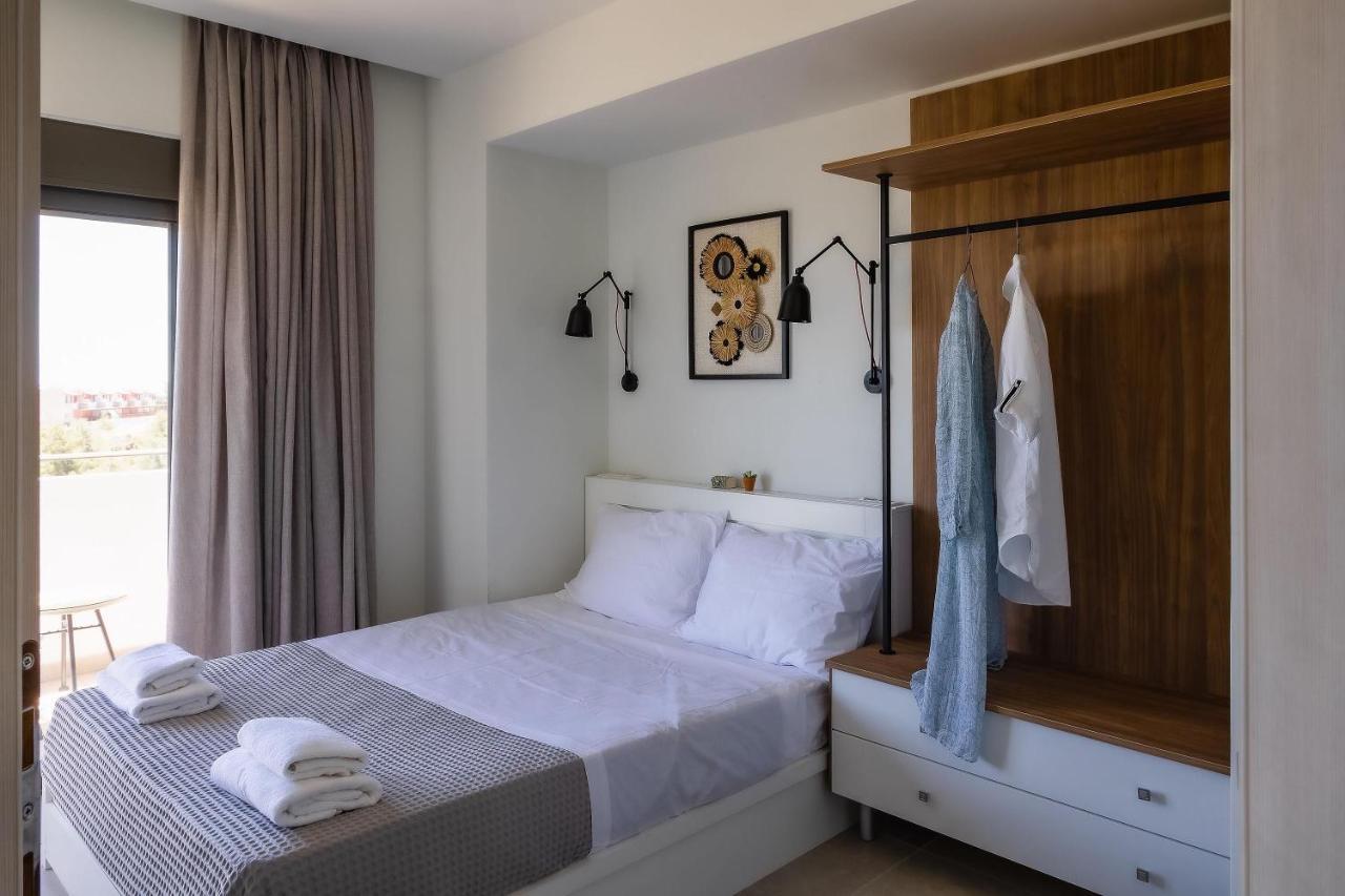Kipos Suites & Apartments (Adults Only) ゲンナジー エクステリア 写真