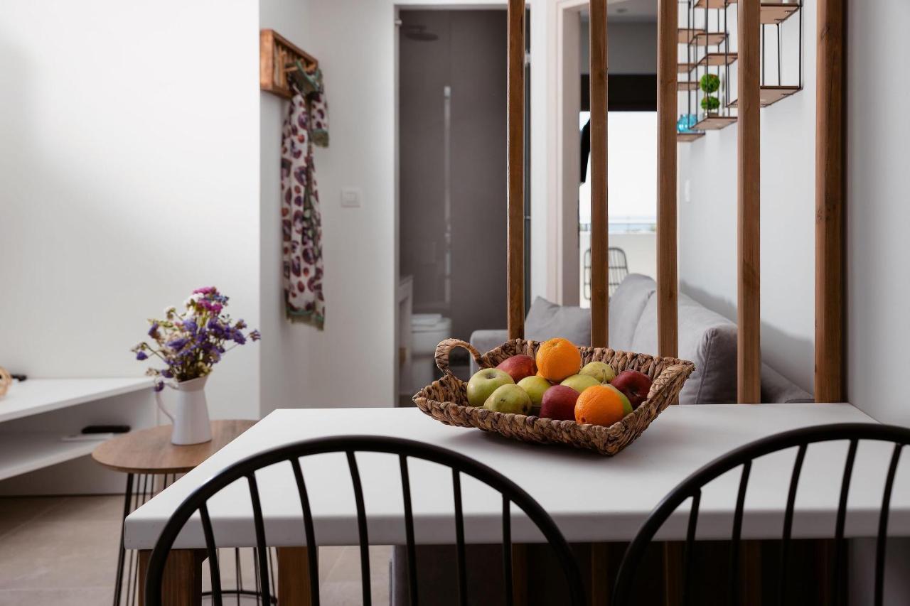 Kipos Suites & Apartments (Adults Only) ゲンナジー エクステリア 写真